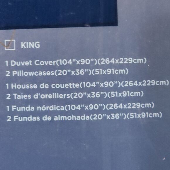 White Duvet Cover Set Bedsure - King - Picture 6 of 7